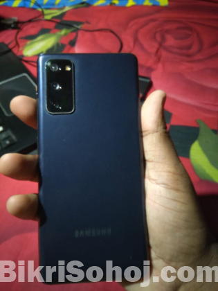 Samsung Galaxy s20 fe